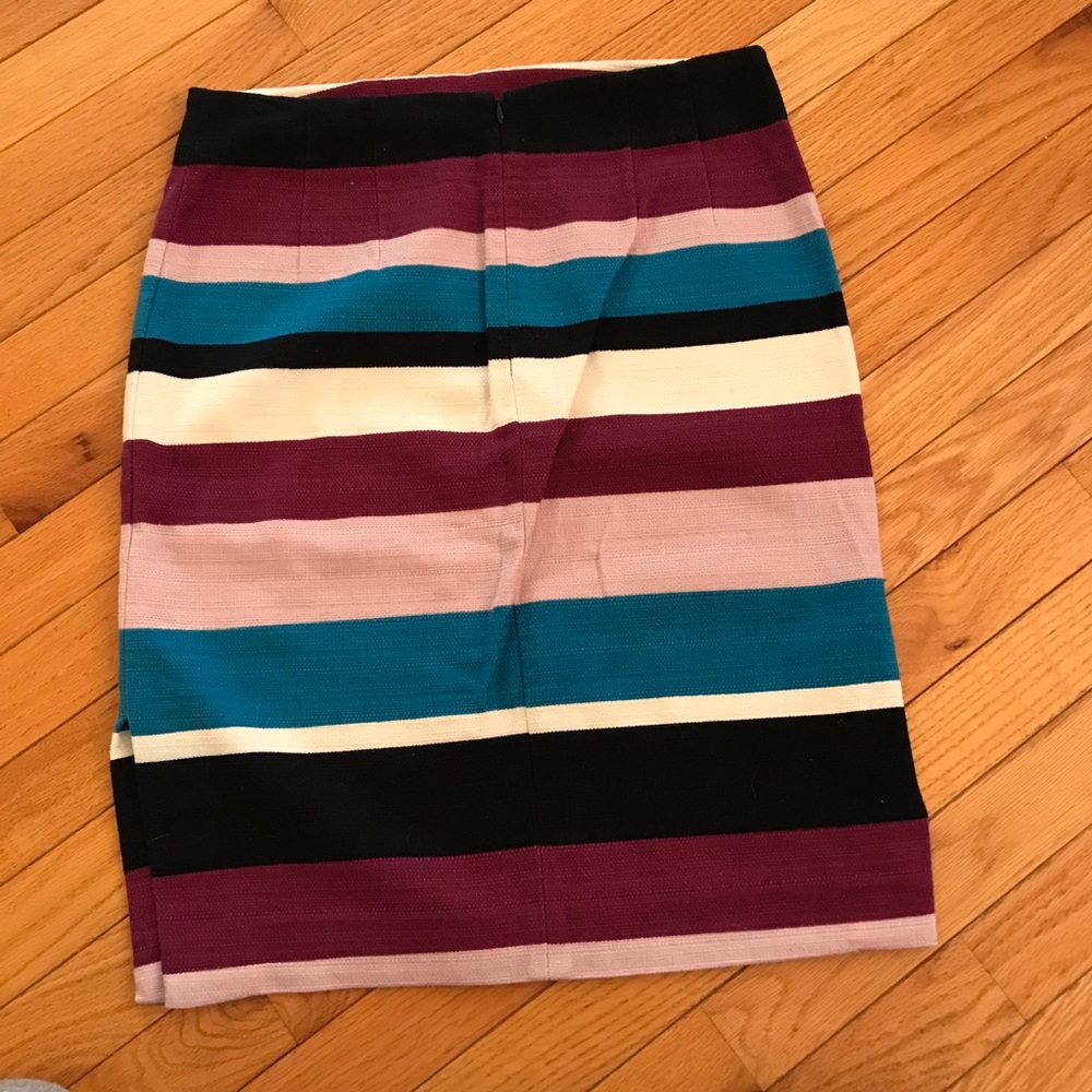 LOFT striped skirt, size 6 - Picture 5 of 5